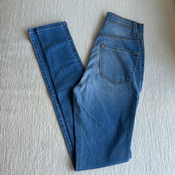 High Rise Waisted Skinny Leg Jean - Picture 2 of 4